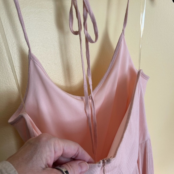 EUC Jella Couture Blush Pink Lined Crinkle Material Dress, w/Straps and Backless - Picture 11 of 16